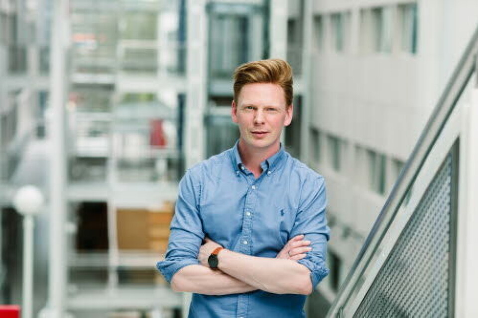 LENGRE VIRKNING: – For blødere, er det et åpenbart behov for forebyggende behandling med langtidsvirkende medisin, sier molekylærbiolog Jan Terje Andersen, ved Klinikk for laboratoriemedisin ved Oslo universitetssykhus.
Foto: Moment Studio LENGRE VIRKNING: – For blødere, er det et åpenbart behov for forebyggende behandling med langtidsvirkende medisin, sier molekylærbiolog Jan Terje Andersen, ved Klinikk for laboratoriemedisin ved Oslo universitetssykhus.
Foto: Moment Studio