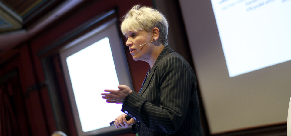 VIL BETALE FOR VERDIFULLE LEGEMIDLER: Seksjonssjef Kristin Svanqvist i Legemiddelverket la frem myndighetenes syn på kostbare medikamenter under konferansen til European Society of Clinical Pharmacy (ESCP) i Oslo. Foto: Øyvind Bosnes Engen