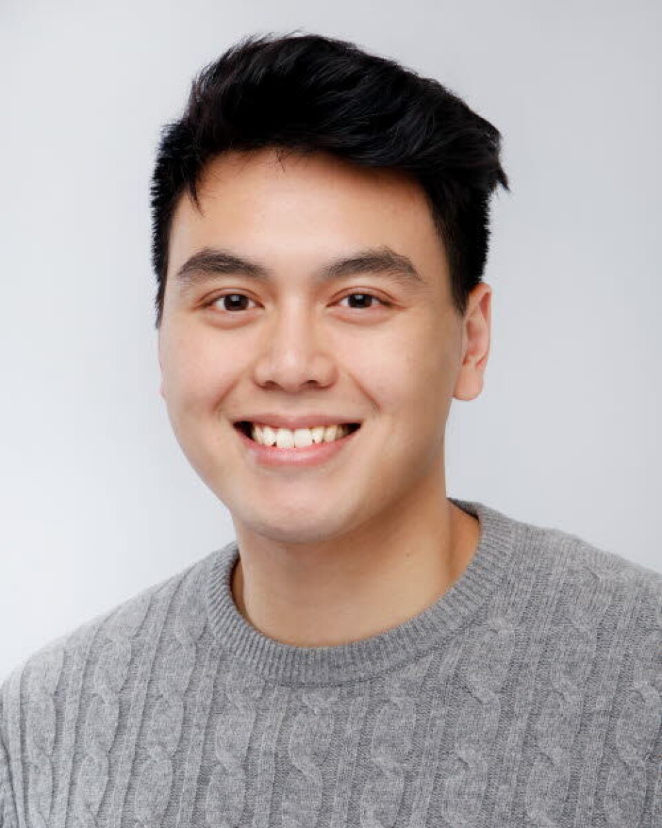TOMMEL OPP TIL PHARMA: SLV, her ved forsker André Luong ved Enhet for riktig bruk.
Foto: SLV