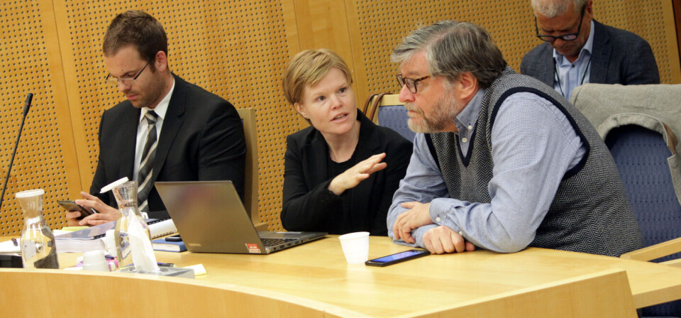 VANT I RETTEN: Steinar Madsen (f.h.) i Statens legemiddelverk, Katrine Edvardsen Espantaleón i Helse- og omsorgsdepartementet og Stein-Erik Jahr Dahl hos Regjeringsadvokaten. Foto: Øyvind Bosnes Engen