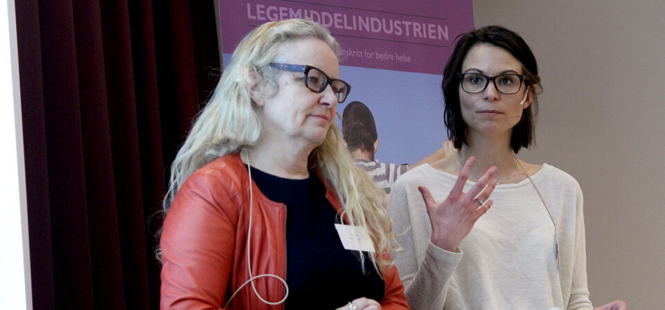 MER INNOVASJON: Både Arbeiderpartiets Ruth Grung (t.v.) og Høyres Maria Bjerke tar til orde for å pålegge sykehusene strengere forpliktelser for klinisk forskning og innovasjon. Debatten fant sted under LMIs møte om kliniske studier ved utgangen av mars. Foto: Øyvind Bosnes Engen