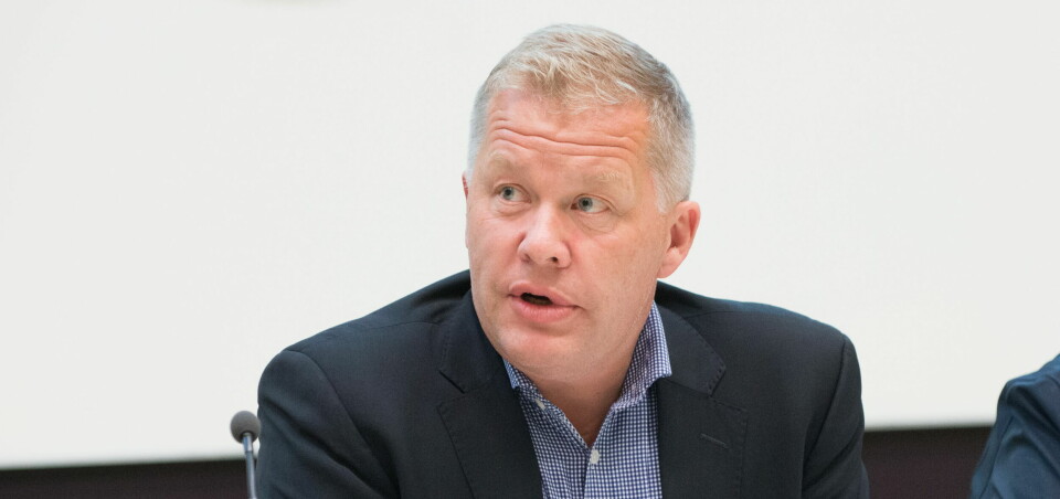 Petter Brelin, leder i Norsk forening for allmennmedisin, smiler ikke over nyheten om at Apotek 1 nå tilbyr MMR-vaksinering i sine apotek. Foto: Vidar Sandnes