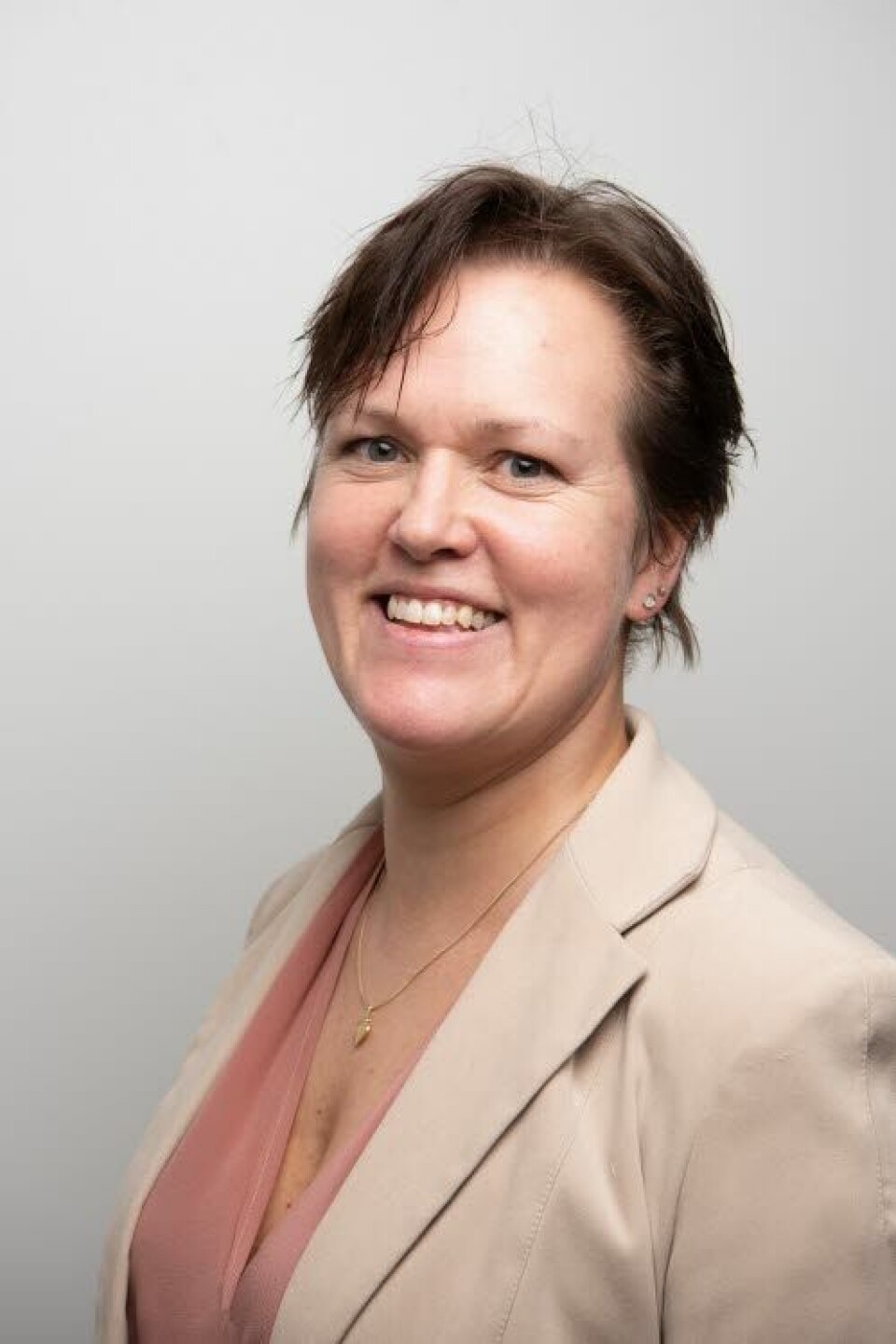 UTFORDRING: – Det er et godt og levende biotech-miljø i Norge. Men utfordringen er når slike selskaper velger kontraktsproduksjon hos utenlandske aktører, mener daglig leder i Catapult Life Science, Kristin Merete Schoultz.
Foto: Rune Hammerstad