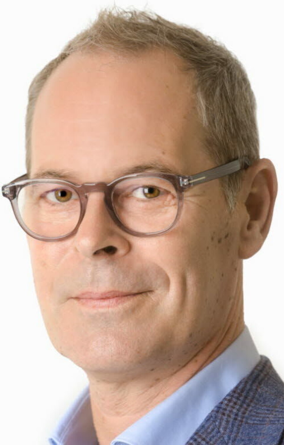 – Vi er veldig glade for «fast track»-betegnelsen, og ser frem til å fortsette å utforske bemcentinibs potensiale som behandlingsalternativ for pasienter med ikke-småcellet lungekreft, uttaler Martin Olin