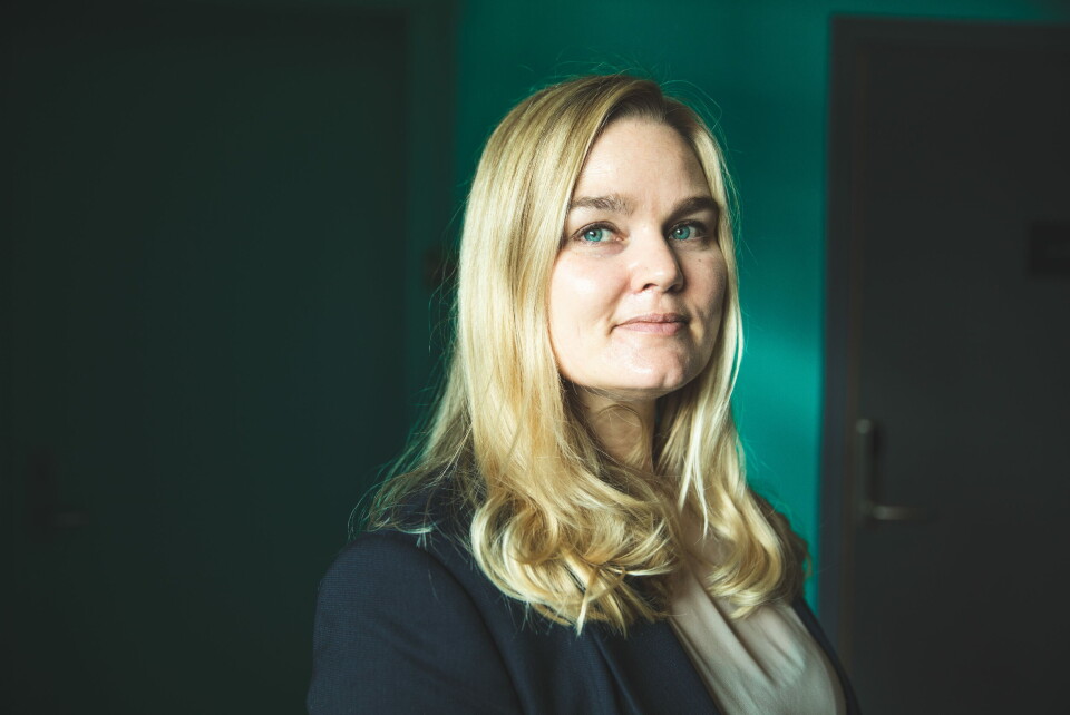 TYDELIG HELSELEDELSE: Leder i Jordmorforbundet, Hanne Charlotte Schjelderup, tror etableringen av de nye sjefrollene vil løfte sykepleier- og jordmorfaget nasjonalt og internasjonalt gjennom å bidra til tydelig nasjonal helseledelse. Foto: NSF TYDELIG HELSELEDELSE: Leder i Jordmorforbundet, Hanne Charlotte Schjelderup, tror etableringen av de nye sjefrollene vil løfte sykepleier- og jordmorfaget nasjonalt og internasjonalt gjennom å bidra til tydelig nasjonal helseledelse. Foto: NSF