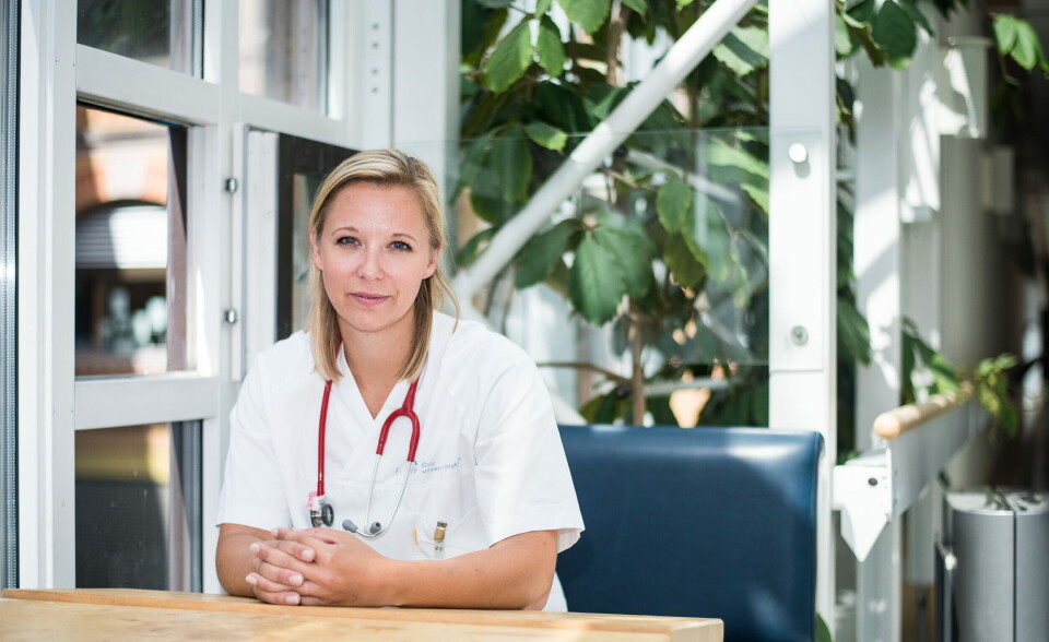 ØNSKER NY LINJE: – Vi må se på hverandre mer som samarbeidspartnere som skal finne løsninger sammen. Vi må ikke stå på hver vår tue, sier Anniken Riise Elnes, som stiller som lederkandidat for Yngre legers forening. Foto: Vidar Sandnes ØNSKER NY LINJE: – Vi må se på hverandre mer som samarbeidspartnere som skal finne løsninger sammen. Vi må ikke stå på hver vår tue, sier Anniken Riise Elnes, som stiller som lederkandidat for Yngre legers forening. Foto: Vidar Sandnes