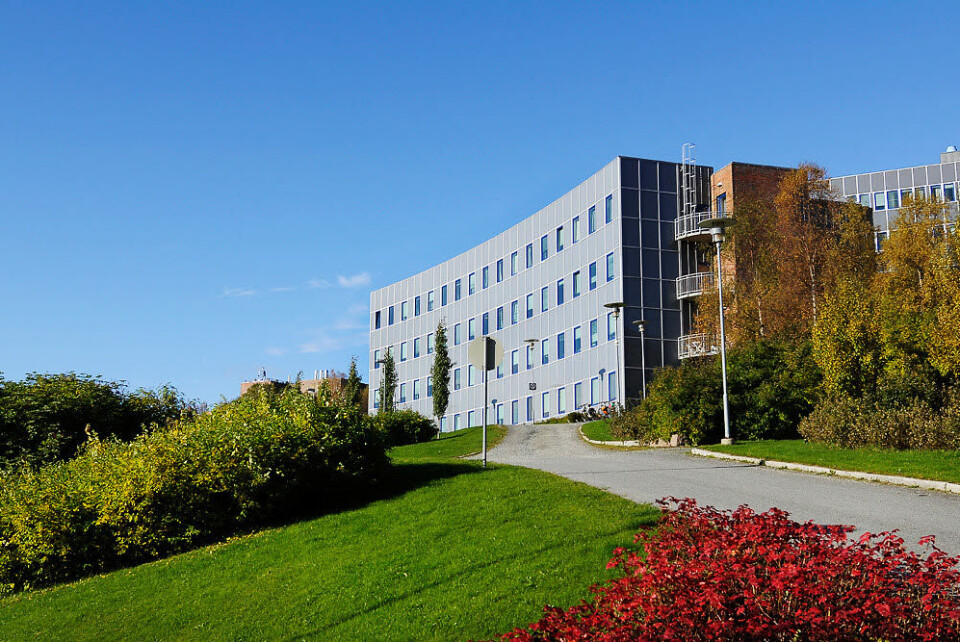 KORTE AVSTANDER: SPKI skal ligge på Fag- og kvalitetssenteret på UNN. – Fordelen vår er at det er korte avstander mellom senteret og universitetet. Derfor vil en del av personellet til tider også jobbe i UiTs lokaler, for eksempel for maskinlæringsgruppa, sier Karl Øyvind Mikalsen, konstituert daglig leder for SPKI. Foto: Jan Fredrik Frantzen, UNN Foto: