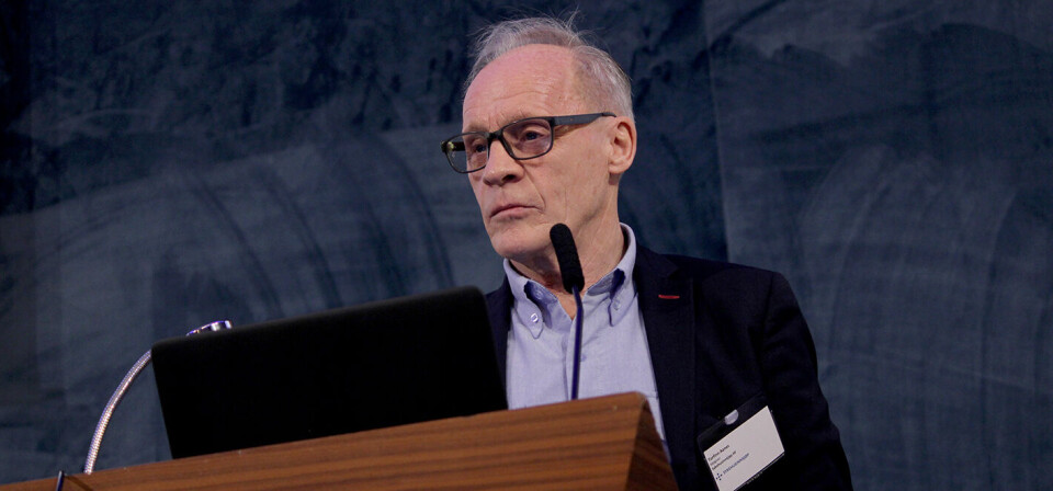 LA FREM TALL: Seniorrådgiver Torfinn Aanes i Sykehusinnkjøp presenterte statistikk over helseforetakenes utgifter til direktevirkende antivirale legemidler, under LIS-seminaret om hepatitt C på tirsdag. Foto: Øyvind Bosnes Engen LA FREM TALL: Seniorrådgiver Torfinn Aanes i Sykehusinnkjøp presenterte statistikk over helseforetakenes utgifter til direktevirkende antivirale legemidler, under LIS-seminaret om hepatitt C på tirsdag. Foto: Øyvind Bosnes Engen