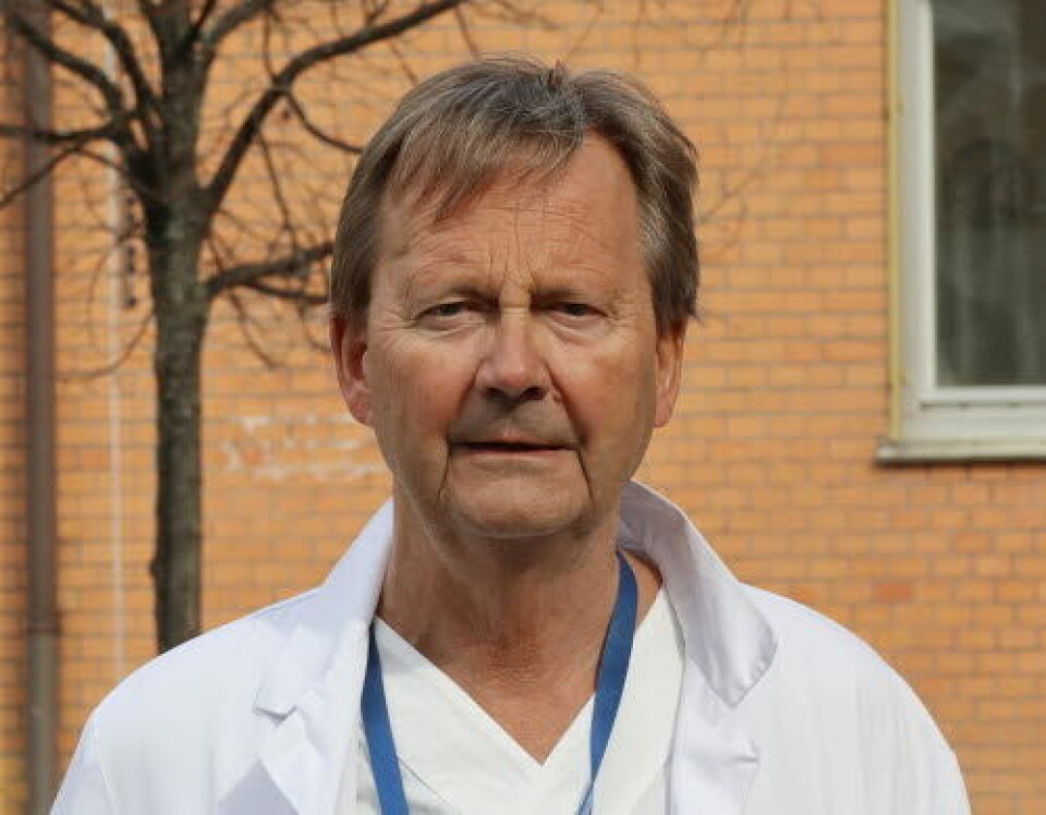 BEGRIPER IKKE: – Hva kjennetegner de som blir smittet? Når svarmengden og oppslutningen om studien er så stor, bør denne studien kunne ferdigstilles, sier Dag Jacobsen på Oslo universitetssykehus. BEGRIPER IKKE: – Hva kjennetegner de som blir smittet? Når svarmengden og oppslutningen om studien er så stor, bør denne studien kunne ferdigstilles, sier Dag Jacobsen på Oslo universitetssykehus.