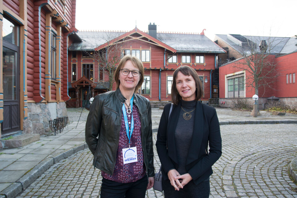 NY STUDIE: Forskerne Gunhild Mælandsmo og Anne Hansen Ree står bak MetAction-studien. Under Onkologisk forum i Holmenkollen presenterte de data fra studien. Foto: Målfrid Bordvik Foto: NY STUDIE: Forskerne Gunhild Mælandsmo og Anne Hansen Ree står bak MetAction-studien. Under Onkologisk forum i Holmenkollen presenterte de data fra studien. Foto: Målfrid Bordvik Foto: