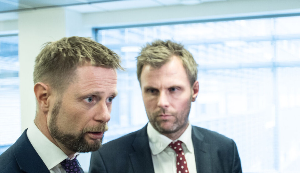 VALGLØFTENE: – Lista begynner å bli lang nå, over ting Høie enten ikke har gjennomført, gått bort fra eller ikke har intensjon om å gjennomføre, tordner Torgeir Micaelsen (Ap) (t.h) etter at Høie innrømmer at han snur i RHF-saken. Foto: Vidar Sandnes