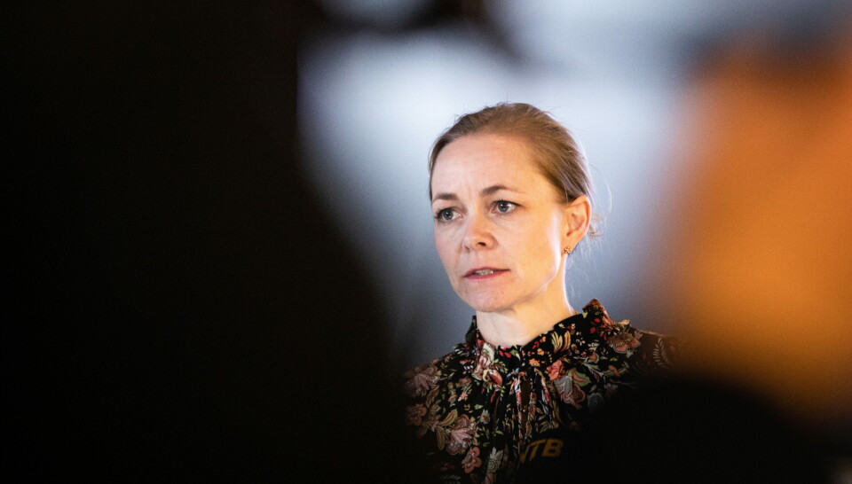 BESKYTTELSE: Overlege Sara Viksmoen Watle mener at vurderingen av om helsepersonell skal tilbys boostervaksine løfter et spørsmål om det skal beskyttes mot. Foto: Siri Øverland Eriksen BESKYTTELSE: Overlege Sara Viksmoen Watle mener at vurderingen av om helsepersonell skal tilbys boostervaksine løfter et spørsmål om det skal beskyttes mot. Foto: Siri Øverland Eriksen