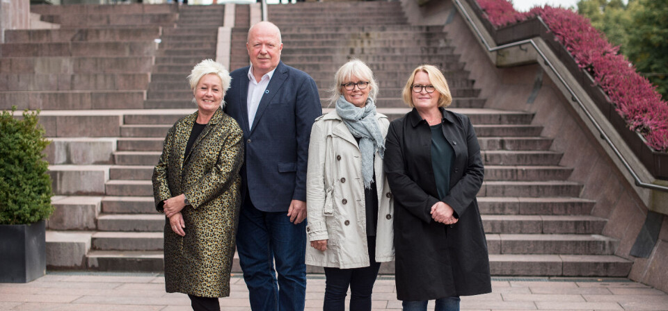 VIL HA FOLKEHELSE-LØFT: Anne Lise Ryel i Kreftforeningen, Bjørnar Allgot i Diabetesforbundet, Mari Larsen i LHL og Lisbeth Rugtvedt i Nasjonalforeningen for folkehelse. Foto: Vidar Sandnes Foto: