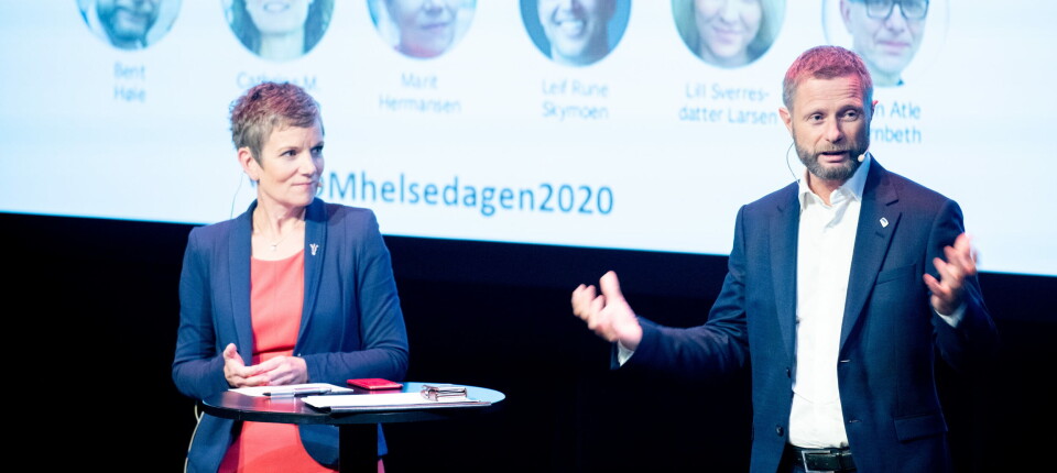 FØLGER MED: President Marit Hermansen i Legeforeningen håper budsjettforslaget vitner om at regjeringen vil ta større grep fremover. På bildet: Hermansen og helse- og omsorgsminister Bent Høie under Helsedagen 2020 i regi av Dagens Medisin. Foto: Vidar Sandnes