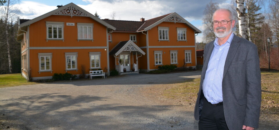 SKUFFELSE: – Det som går igjen blant de unge, er kanskje en skuffelse eller overraskelse over hvordan legelivet egentlig er, sier psykiater Tron Svagård, leder av legenes ressurssenter Villa Sana. For første gang er det venteliste på kursene. Foto: Unni Tobiassen Foto: SKUFFELSE: – Det som går igjen blant de unge, er kanskje en skuffelse eller overraskelse over hvordan legelivet egentlig er, sier psykiater Tron Svagård, leder av legenes ressurssenter Villa Sana. For første gang er det venteliste på kursene. Foto: Unni Tobiassen Foto: