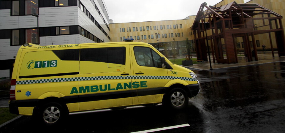 REDUSERT ANTALL: Ifølge LHL viser SSB-tall at antallet ambulanser de siste 15 årene er redusert med 14 prosent, samtidig som oppdragsmengden har økt med 46 prosent. Arkivfoto Foto: