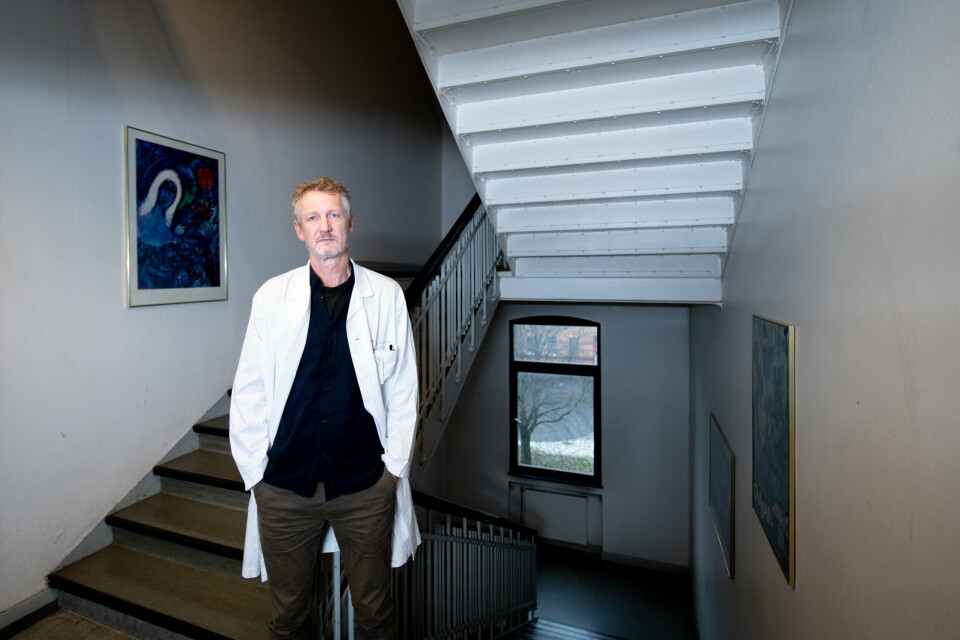 UNDERVURDERER: Sjefpsykolog Asbjørn Kolseth sier at samtalen omkring samtykkekompetanse til en viss grad undervurderer alvorlig psykisk lidelse og hvor sterkt det påvirker pasientenes vurderingsevne. Foto: Vidar Sandnes UNDERVURDERER: Sjefpsykolog Asbjørn Kolseth sier at samtalen omkring samtykkekompetanse til en viss grad undervurderer alvorlig psykisk lidelse og hvor sterkt det påvirker pasientenes vurderingsevne. Foto: Vidar Sandnes