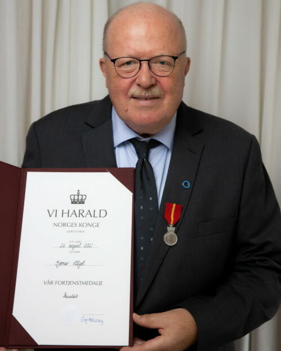 KONGENS FORTJENESTMEDALJE: For lang og god tjeneste.
Foto: Diabetesforbundet KONGENS FORTJENESTMEDALJE: For lang og god tjeneste.
Foto: Diabetesforbundet