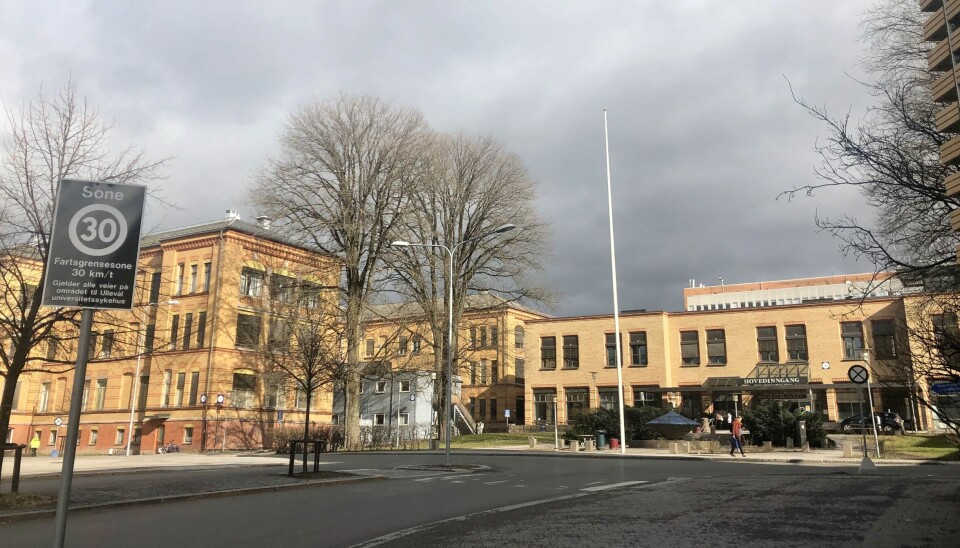 DIALOG: Det har vært avholdt møte mellom ledere og tillitvalgte ved avdelingen ved Ullevål sykehus hvor et stort antall sykepleiere har valgt å si opp sine stillinger. Foto: Anne Grete Storvik. DIALOG: Det har vært avholdt møte mellom ledere og tillitvalgte ved avdelingen ved Ullevål sykehus hvor et stort antall sykepleiere har valgt å si opp sine stillinger. Foto: Anne Grete Storvik.