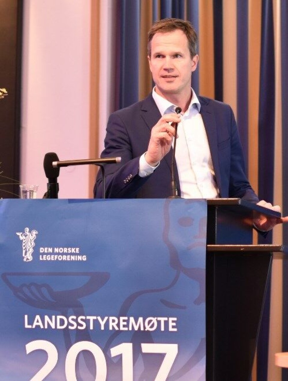 INSPIRERENDE: – Jeg lover at jeg skal prøve å gjøre en god jobb for dere, som er en så inspirerende gruppe, sa nyvalgt visepresident, Christer Mjåset. Foto: Lisbeth Nilsen