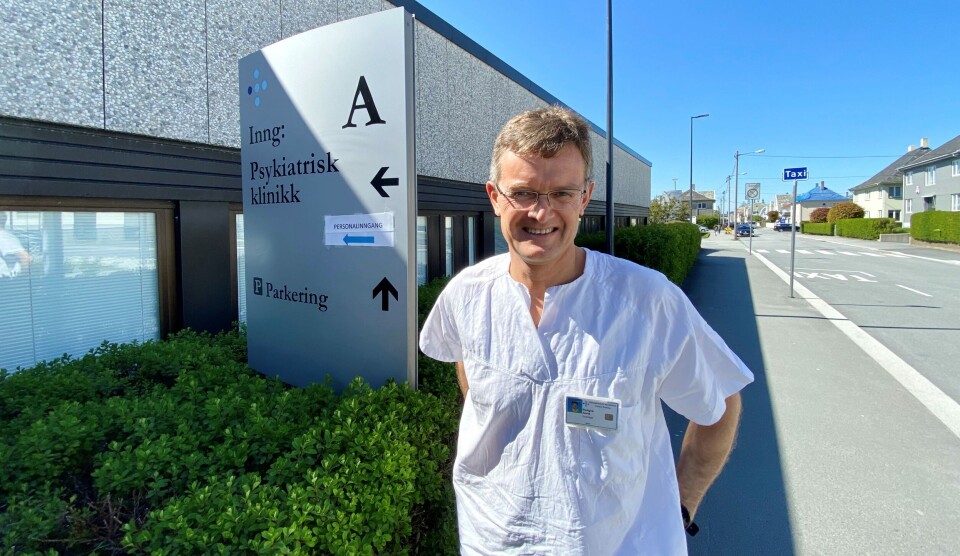 DLB: Arvid Rongve, forsker og overlege i psykiatri i Helse Fonna, jobber med å få opp kunnskapen om den aggressive demenssykdommen DLB. Foto: Siri Gulliksen Tømmerbakke DLB: Arvid Rongve, forsker og overlege i psykiatri i Helse Fonna, jobber med å få opp kunnskapen om den aggressive demenssykdommen DLB. Foto: Siri Gulliksen Tømmerbakke