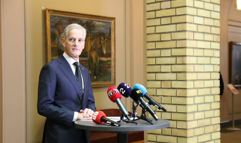 BRIEFET: Jonas Gahr Støre hadde sin første koronapressekonferanse som statsminister på fredag. Foto: Julie Kalveland BRIEFET: Jonas Gahr Støre hadde sin første koronapressekonferanse som statsminister på fredag. Foto: Julie Kalveland