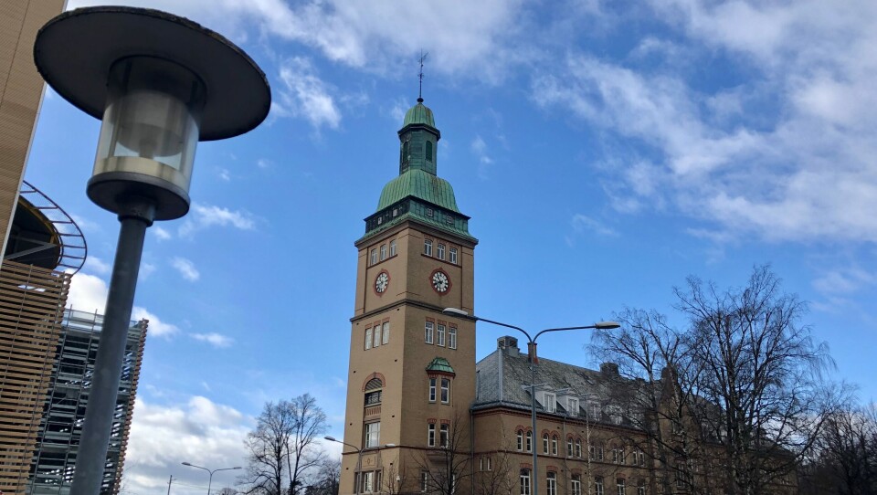 KAN BLI TELEFONMØTER: Det kan bli aktuelt å avgjøre hastesaker om prioritering over telefon, oppgir leder Oona Dunlop i Klinisk etikk-komité ved Oslo universitetssykehus. Foto: Anne Grete Storvik/arkivfoto