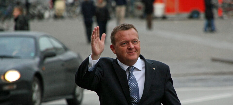 VIL VÆRE NÆR: Den danske statsministeren, Lars Løkke Rasmussen (V), avviser at den nye danske helsereformen er en sentraliseringsreform, og betoner at regjeringen har vært opptatt av nærhet til helsetjenestene. Foto: Colourbox