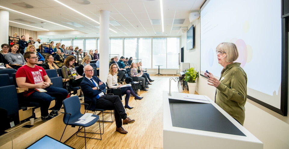 MÅ ØKE KOMPETANSEN: – Helsepersonell som mestrer oppgavene sine trives bedre og gjør en bedre jobb, sier statssekretær Anne Grethe Erlandsen som mener at det må jobbes mer systematisk med kompetanseheving i helsetjenesten. Foto: Vidar Sandnes