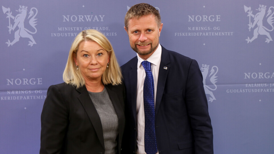 Næringsminister Monica Mæland og Bent Høie inviterte representanter både fra innkjøpssiden og fra leverandørsiden til dialogmøtet. Foto: Nærings- og fiskeridepartementet