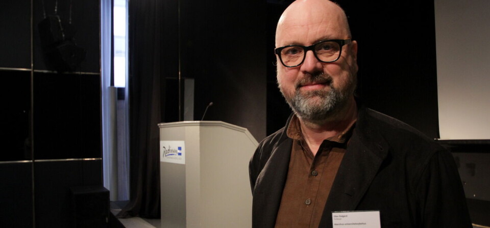 ALLE FÅR BEHANDLING: Olav Dalgard, overlege ved Ahus, professor ved Universitetet i Oslo og medlem av Sykehusinnkjøps spesialistgruppe for hepatitt, kan meddele at alle norske hepatitt C-pasienter får tilbud om direktevirkende antiviral behandling etter den siste anbudskonkurransen på området. Foto: Øyvind Bosnes Engen