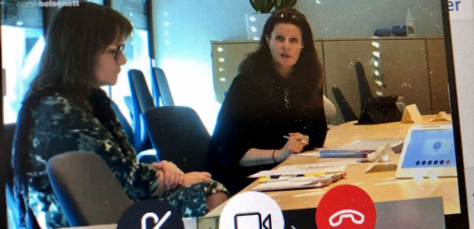 GUL BEREDSKAP: Helse Sør-Øst er nå i gul beredskap. 16 ansatte er smittet. 1500 ansatte er i karantene, fortalte administrerende direktør Cathrine Lofthus (t.h) under fredagens brief til pressen om beredskapssituasjonen, som ble avholdt på Skype. Foto: