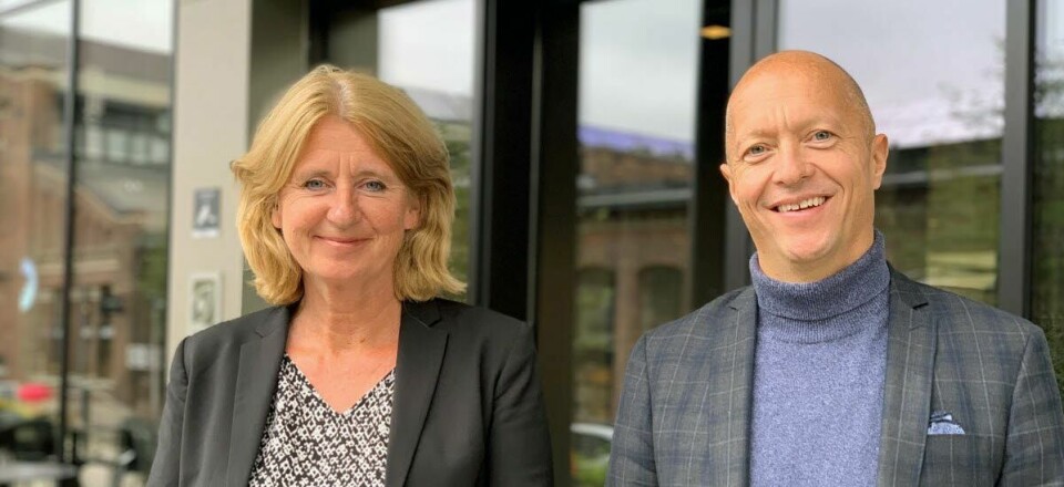 ENORM VEKST: Johan Ronæs, administrerende direktør i Norsk helsenett og 
Christine Bergland, direktør i Direktoratet for e-helse er tilfreds med økningen, men vi ha med enda flere.  Foto: