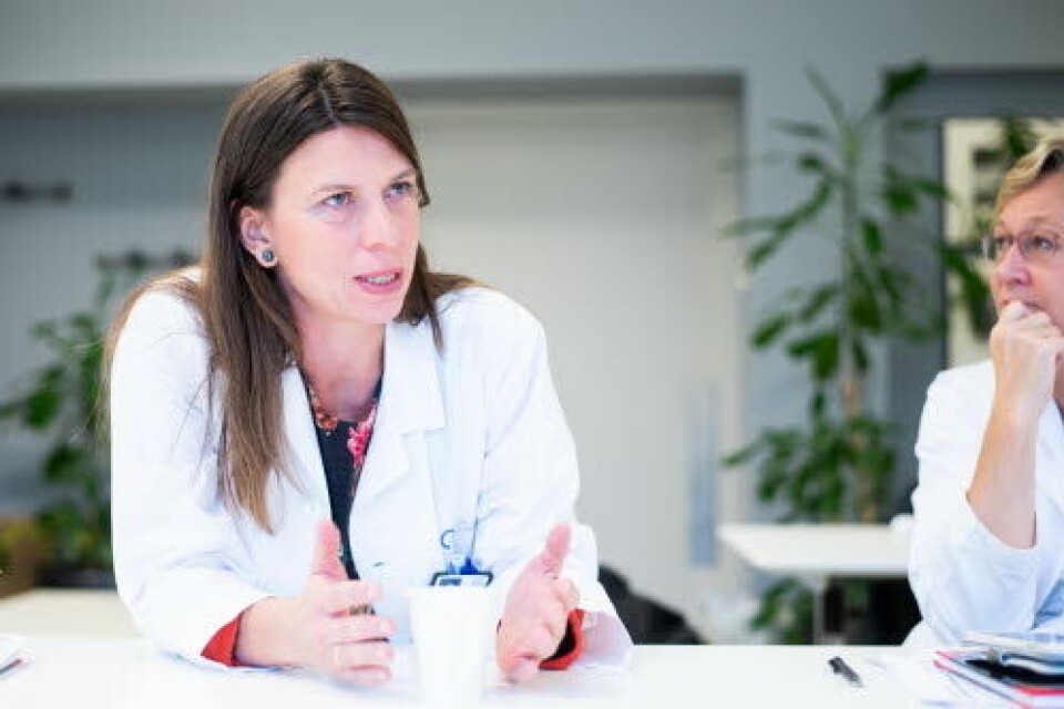 AVKLARING: – Vi er veldig glad for at dette går på en enkelt og rask måte, sier MS-forsker Gro Owren Nygaard ved OUS.
Foto: Vidar Sandnes AVKLARING: – Vi er veldig glad for at dette går på en enkelt og rask måte, sier MS-forsker Gro Owren Nygaard ved OUS.
Foto: Vidar Sandnes