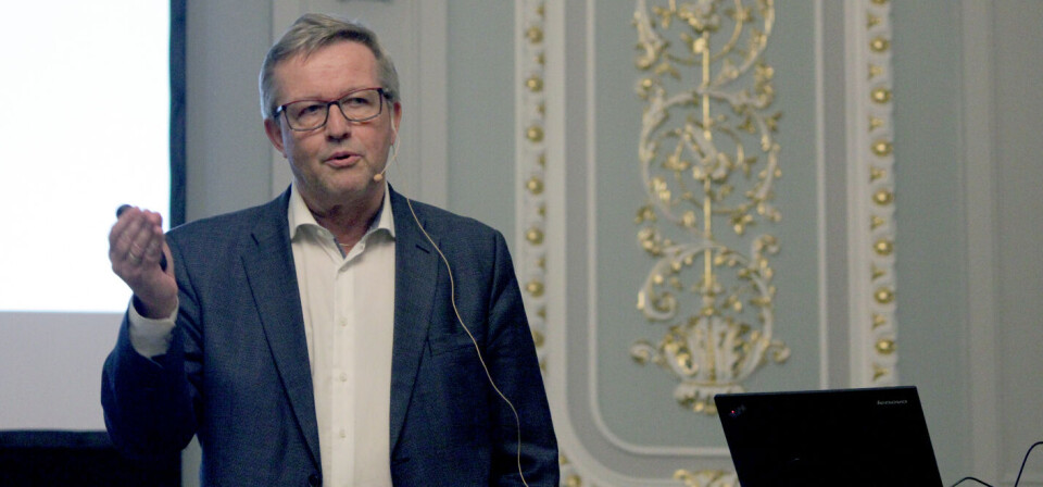 MINDRE VARIASJON: – Behandlingen hadde liten effekt på blodsukkeret, men den reduserte den nødvendige dosen av insulin, og ga mindre variasjon i blodsukkernivået, sier overlege og professor Trond Geir Jenssen om DEPICT 1-studien. Foto: Øyvind Bosnes Engen