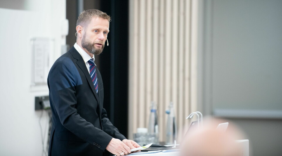 Helseminister Bent Høie (H) mener utredningsinstruksen ikke er brutt i Akson-prosjektet. Foto: Arkvivfoto