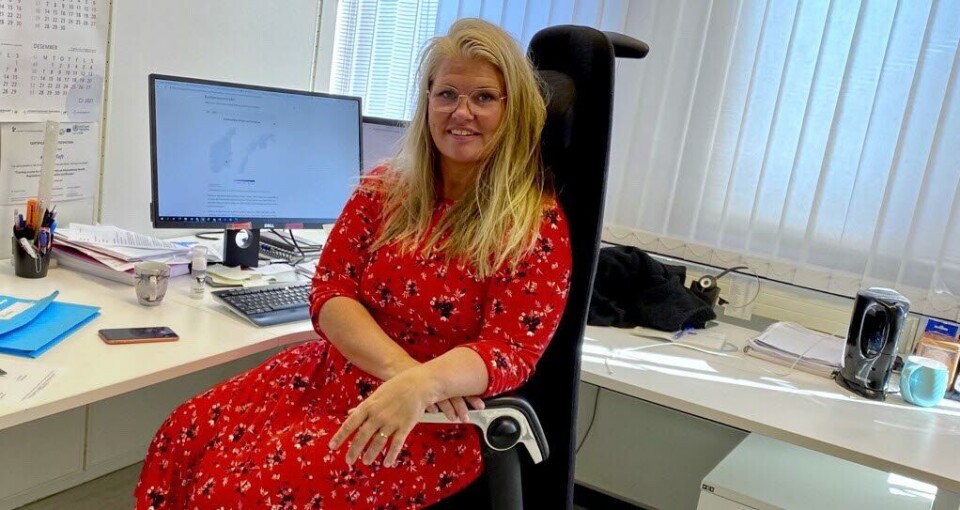PANDEMI-BEREDSKAP:– Mange har små stillinger i små kommuner, og er uten backup. Jeg vet at mange av våre medlemmer ikke har hatt ordentlig ferie, og har beredskap 24 timer i døgnet, forteller Kirsten Andrea Toft, kommuneoverlege i Alstahaug og leder i Leger i samfunnsmedisinsk arbeid (LSA). Foto: