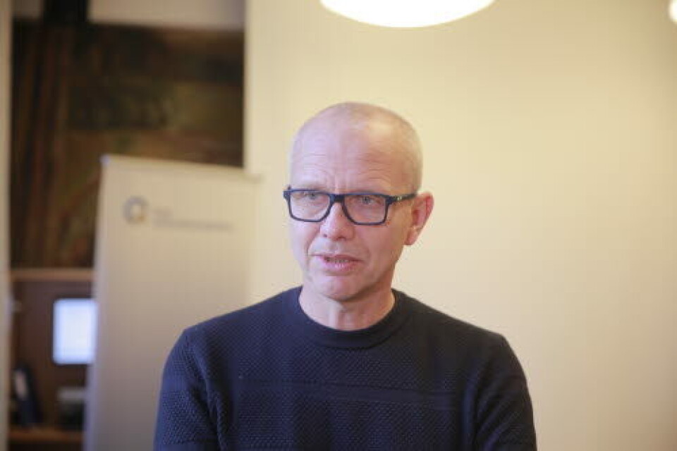VAKSINER: – Krav til for eksempel vaksinesertifikat eller andre måter å skille vaksinerte fra uvaksinerte på skaper et skille jeg mener er skadelig for samfunnet, sier sykehusdirektør Bjørn Atle Bjørnbeth ved OUS.
Foto: Lasse Moe VAKSINER: – Krav til for eksempel vaksinesertifikat eller andre måter å skille vaksinerte fra uvaksinerte på skaper et skille jeg mener er skadelig for samfunnet, sier sykehusdirektør Bjørn Atle Bjørnbeth ved OUS.
Foto: Lasse Moe