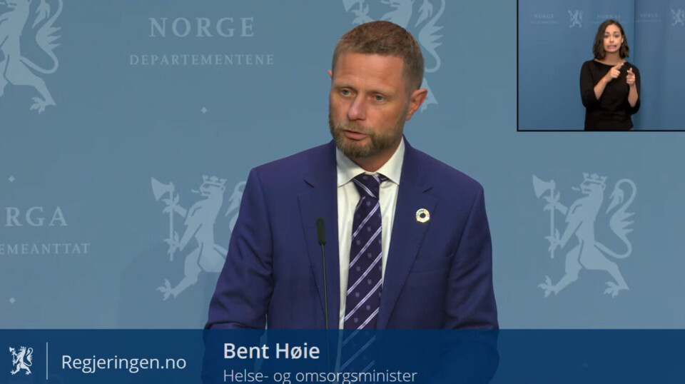 SKYLD OG SKAM: Helse- og omsorgsminister Bent Høie holdt pressekonferanse om koronasituasjonen fredag. Der snakket han mye om skyld og skam. Foto: Skjermbilde regjeringen.no