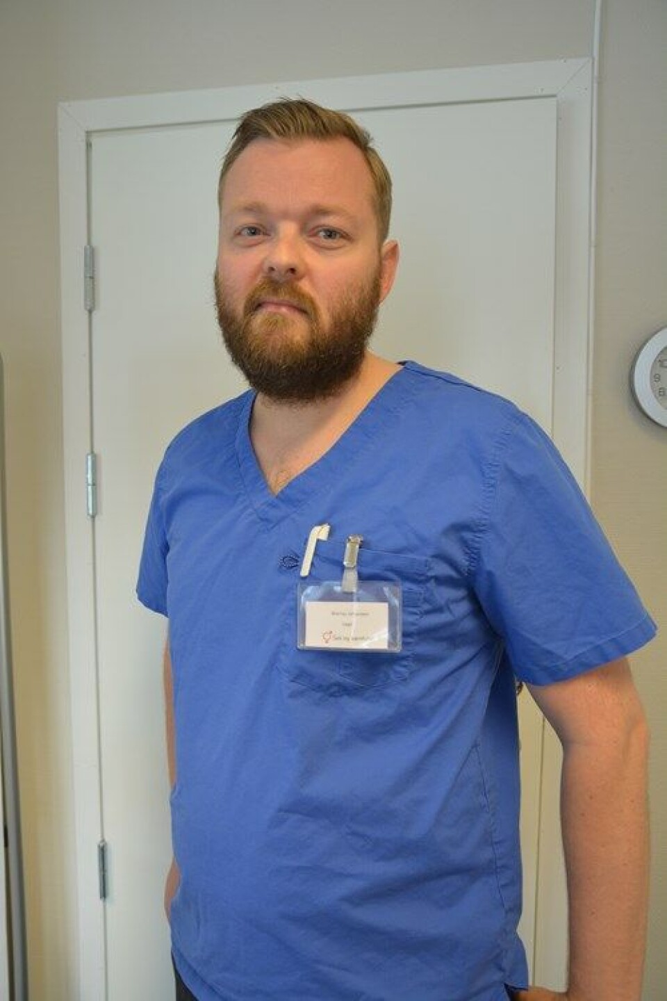 REAGERER: – Påstanden om at dette er et sikkert prevensjonsmiddel, er direkte feil, sier lege Marius Johansen. Som medisinskfaglig ansvarlig lege ved Sex og samfunn-klinikken veileder han mange kvinner om prevensjonsvalg.
Foto: Målfrid Bordvik REAGERER: – Påstanden om at dette er et sikkert prevensjonsmiddel, er direkte feil, sier lege Marius Johansen. Som medisinskfaglig ansvarlig lege ved Sex og samfunn-klinikken veileder han mange kvinner om prevensjonsvalg.
Foto: Målfrid Bordvik