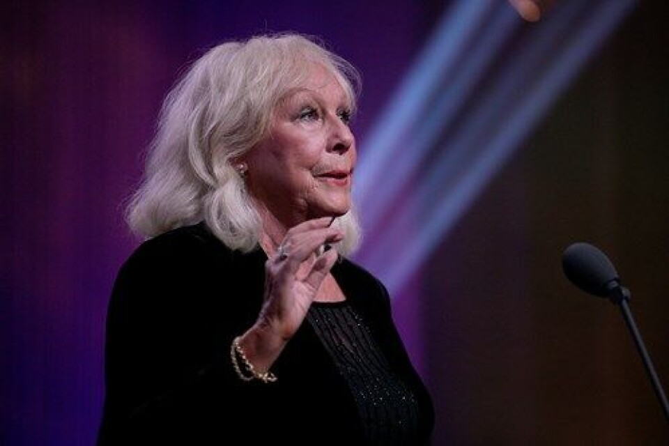 LANGET UT: Skuespiller Lise Fjeldstad har engasjert seg i diskusjonen om eldreomsorgen i Norge, og langet tirsdag ut mot helseministeren. Foto: Jan Kåre Ness / NTB LANGET UT: Skuespiller Lise Fjeldstad har engasjert seg i diskusjonen om eldreomsorgen i Norge, og langet tirsdag ut mot helseministeren. Foto: Jan Kåre Ness / NTB