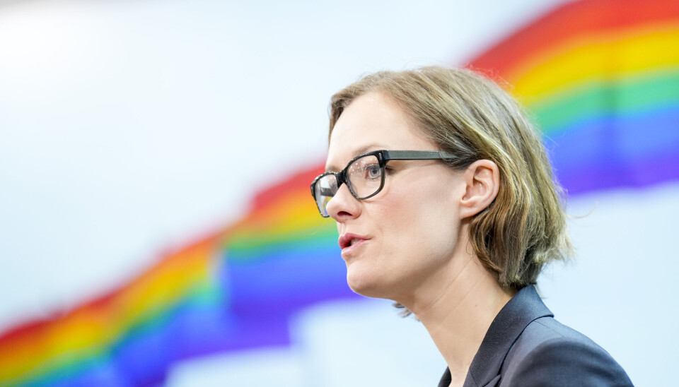 Kultur- og likestillingsminister Anette Trettebergstuen (Ap) på en pressekonferanse der regjeringen lanserte en ny handlingsplan for kjønns- og seksualitetsmangfold. Foto: Fredrik Varfjell / NTB Kultur- og likestillingsminister Anette Trettebergstuen (Ap) på en pressekonferanse der regjeringen lanserte en ny handlingsplan for kjønns- og seksualitetsmangfold. Foto: Fredrik Varfjell / NTB