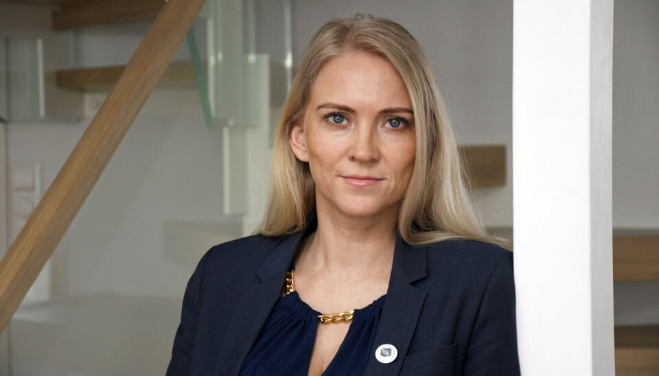 SAVNER SATSING: For å beholde og rekruttere sykepleiere så må belastningen på de ansatte må ned. Derfor må det satses på teknologo og innovasjon, mener sykepleierleder Lill Sverresdatter Larsen. SAVNER SATSING: For å beholde og rekruttere sykepleiere så må belastningen på de ansatte må ned. Derfor må det satses på teknologo og innovasjon, mener sykepleierleder Lill Sverresdatter Larsen.