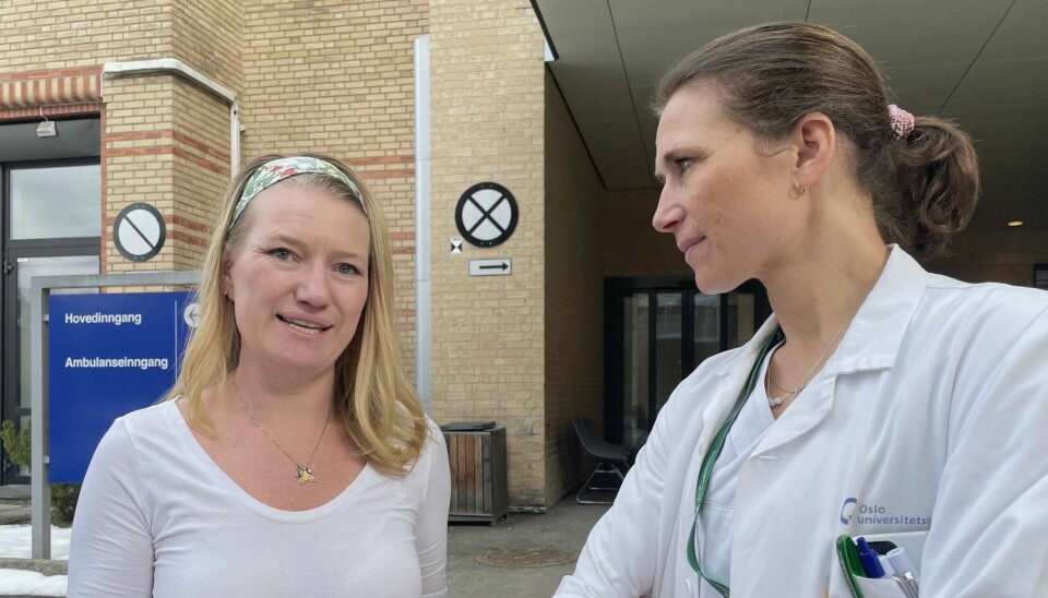 VIKTIG FORSKNING: Legene Else Charlotte Sandset og Maren Ranhoff Hov skal gjennomføre en studie på ambulansepersonell og slag.