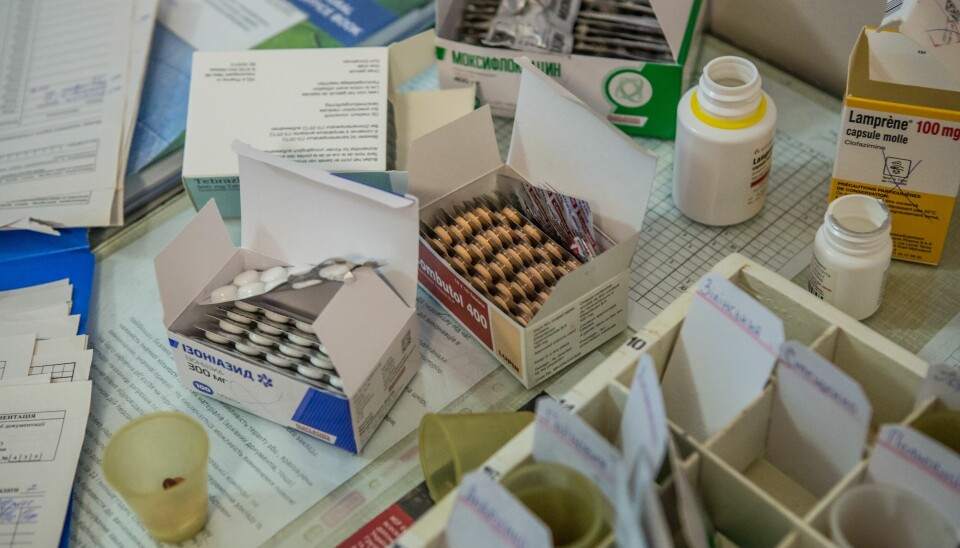 TUBERKULOSE-MEDISIN: Legemidler forberedes til behandling for legemiddelresistent tuberkulose til pasienter i Zhytomyr i Ukraina av Leger Uten Grenser, i oktober 2018. TUBERKULOSE-MEDISIN: Legemidler forberedes til behandling for legemiddelresistent tuberkulose til pasienter i Zhytomyr i Ukraina av Leger Uten Grenser, i oktober 2018.