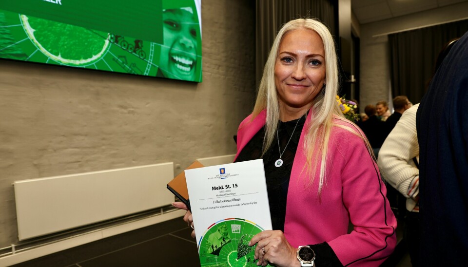 Lill Sverresdatter Larsen, leder i Norsk sykepleierforbund, under fremleggelsen av Folkehelsemeldingen.