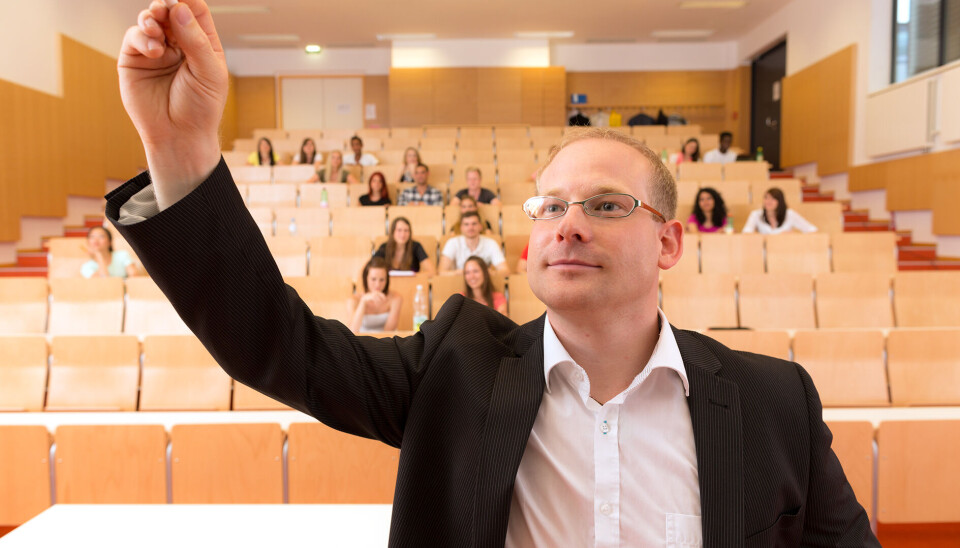 FELLES INNSATS FOR UTDANNING: – Uten ansatte med nødvendig kompetanse i akademia vil det i fremtiden ikke være mulig å utdanne helsepersonell på høgskole-/universitetsnivå. Dette er en utfordring som forplikter til innsats fra både akademia og klinikk, mener kronikkforfatterne. FELLES INNSATS FOR UTDANNING: – Uten ansatte med nødvendig kompetanse i akademia vil det i fremtiden ikke være mulig å utdanne helsepersonell på høgskole-/universitetsnivå. Dette er en utfordring som forplikter til innsats fra både akademia og klinikk, mener kronikkforfatterne.