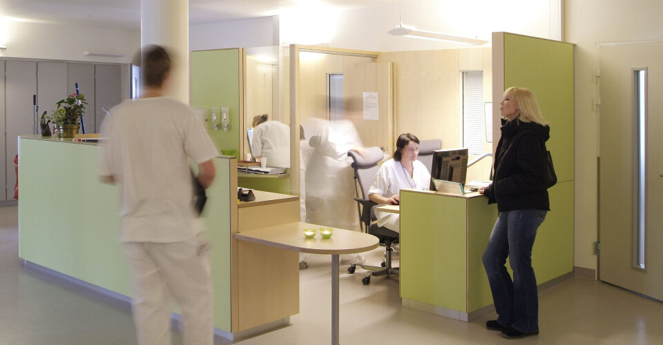 HENVIS TIDLIGERE! – I dag henvises mange først etter at alt annet er prøvd, påpeker artikkelforfatterne