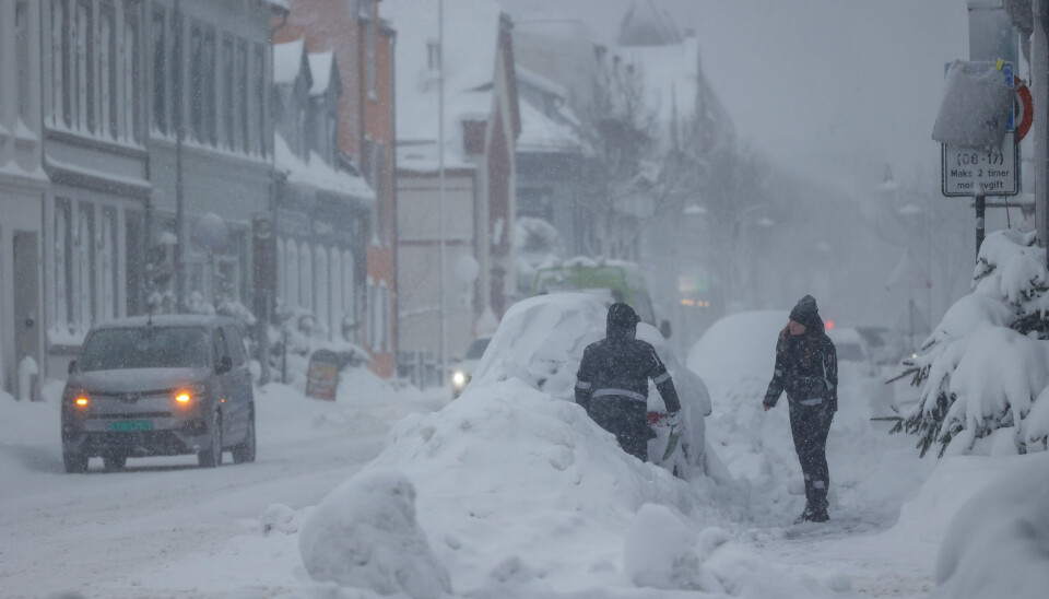 SNØPROBLEMER: Mye snø har kommet på Sørlandet, og i Kristiansand gjør dette at hjemmesykepleien ikke når frem til alle brukere. Foto: Tor Erik Schrøder / NTB