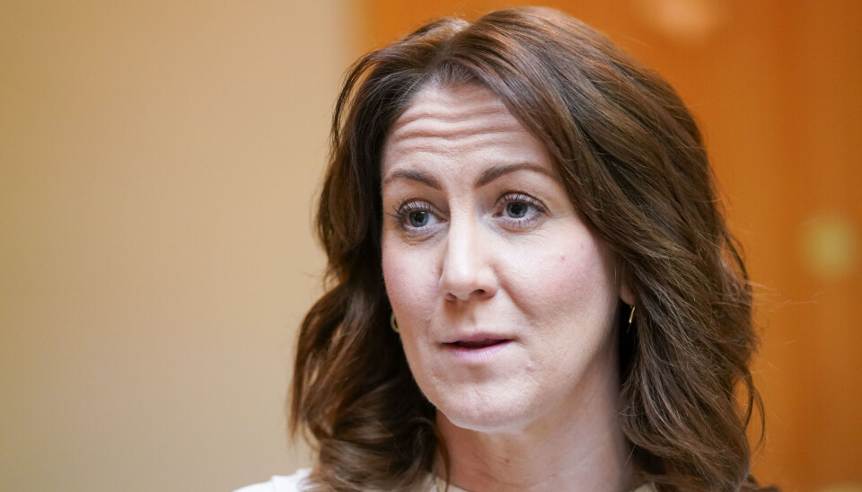 BRA FOR HELSA: Vi må ha et arbeidsliv som tåler at ikke alle alltid er 100 prosent, og for mange er det også bra for helsa å jobbe, sier arbeids- og inkluderingsminister Tonje Brenna (AP). Foto: Lise Åserud / NTB